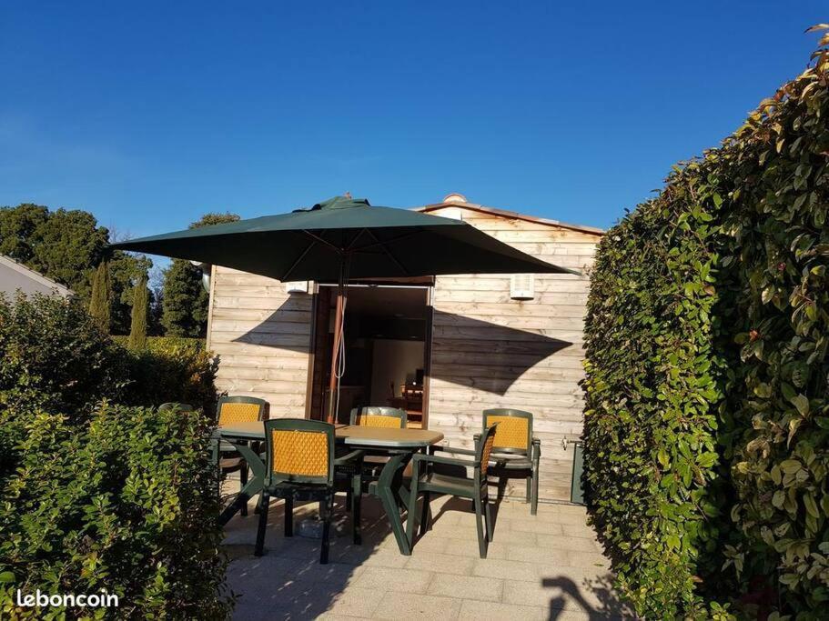 Chalet De Charme Climatise Sur La Route Du Ventoux Carpentras Εξωτερικό φωτογραφία